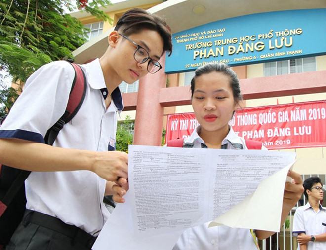 Thí sinh tham dự kỳ thi THPT quốc gia 2019 /// Khả Hòa