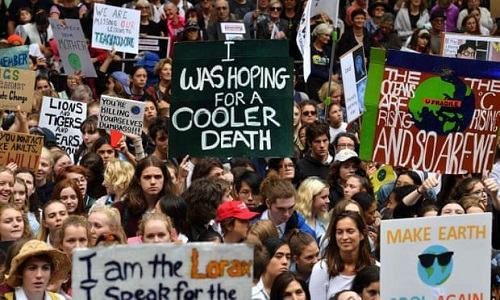 Thanh thiếu niên hơn 100 quốc gia biểu tình, kêu gọi chống biến đổi khí hậu