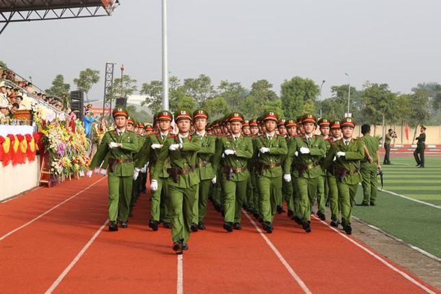 Bộ Công an công bố đề thi tham khảo đánh giá tuyển sinh đại học CAND năm 2022 ảnh 1