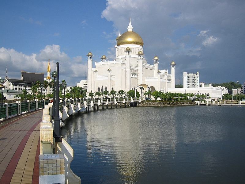 Bộ GD – ĐT tuyển sinh du học Brunei Darussalam 2011