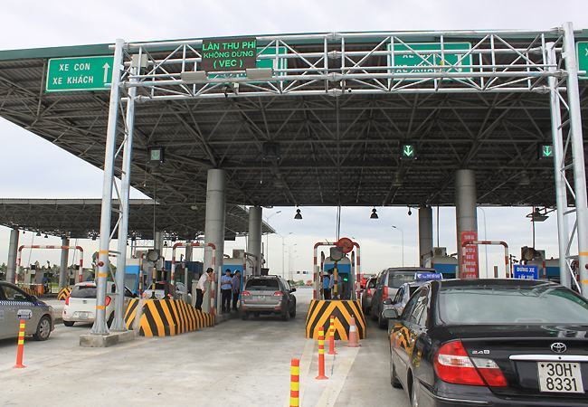 Bộ Giao thông Vận tải xin lùi tiến độ thu phí không dừng
