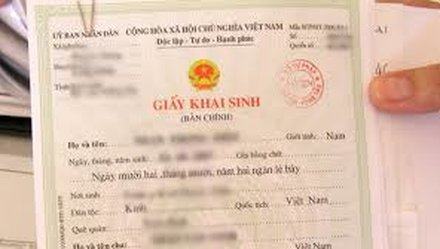 Bỏ quy định xuất trình giấy tờ chứng minh nơi cư trú