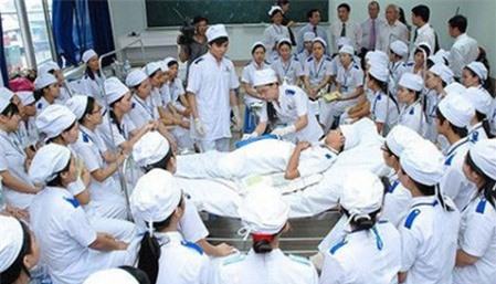 Bổ sung cán bộ y tế được hưởng phụ cấp đặc thù