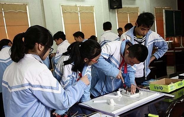 Bộ Tài chính bác đề xuất miễn học phí cho học sinh THCS của TP.HCM