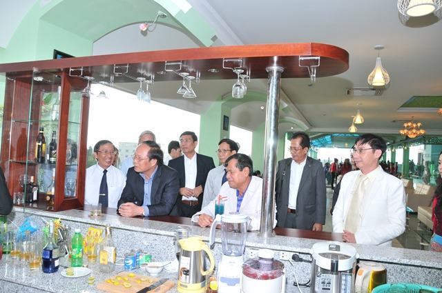 Bộ trưởng Bộ Du lịch Campuchia thăm trường Cao đẳng VHNT & DL Sài Gòn