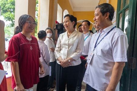 Bộ trưởng Bộ GD-ĐT: Đề thi phải đảm bảo để học sinh phát huy tốt nhất năng lực