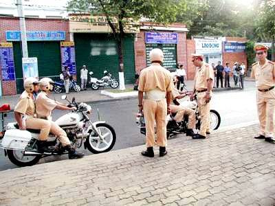 Bộ trưởng Vũ Đức Đam: CSGT chưa được xử phạt xe không chính chủ