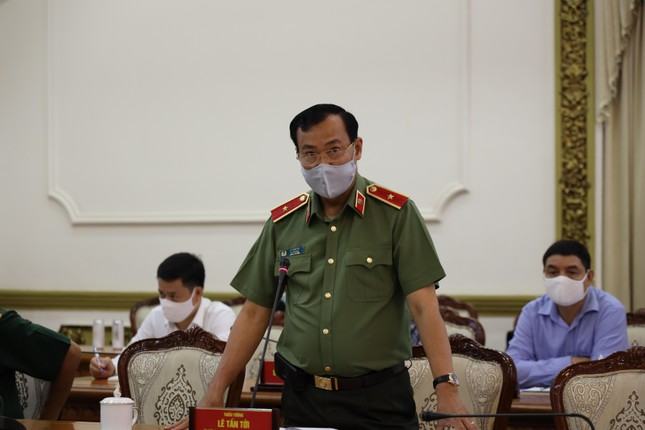 Bộ trưởng Y tế yêu cầu TPHCM chuẩn bị kịch bản xấu nhất về COVID-19 ảnh 4