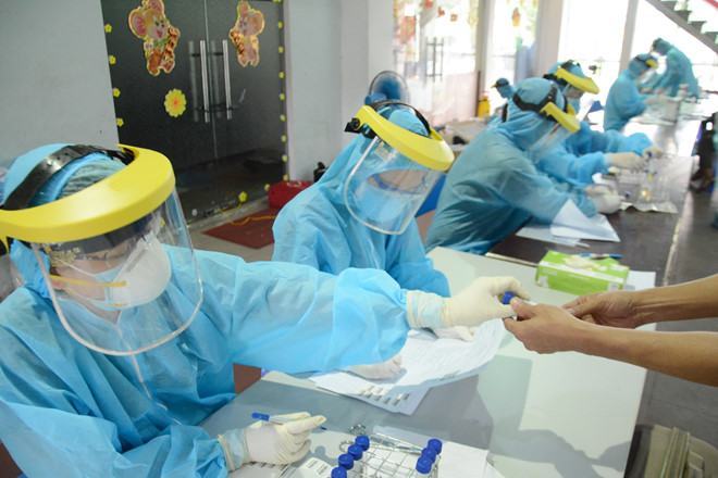 Bộ Y tế khẳng định chỉ giai đoạn này không được xét nghiệm Covid-19 dịch vụ /// Ảnh: Duy Tính