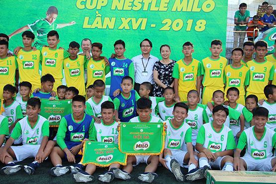 Kết thúc giải bóng đá Hội khỏe Phù Đổng khu vực 3