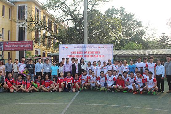 Khai mạc Giải bóng đá SV Trường ĐH Khoa học – ĐH Huế