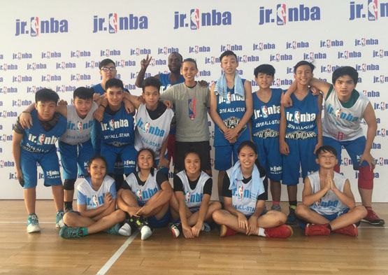 Tài năng bóng rổ Việt xem NBA đấu ở Thượng Hải