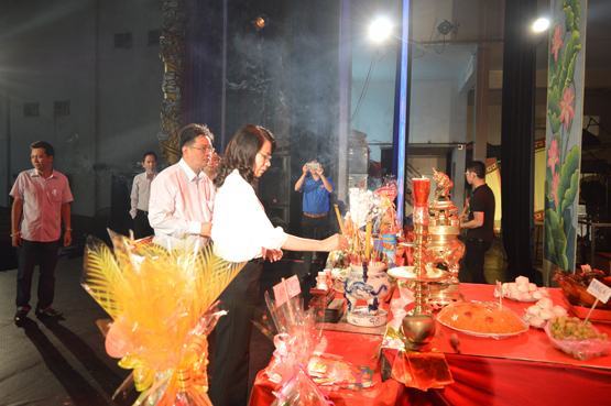 Nhà hát Bông Sen Giỗ tổ sân khấu