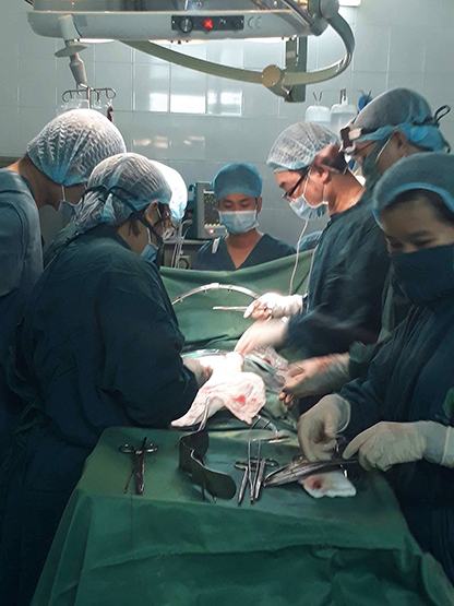 Bệnh viện tuyến quận phẫu thuật cho một trường hợp ung thư gan