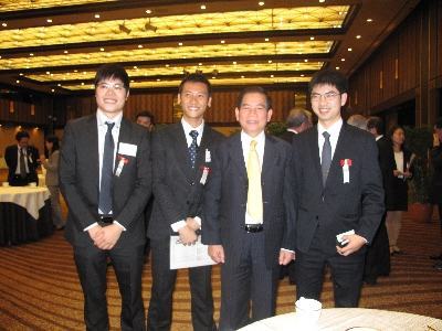 Cá kho, sách và ước mơ du học