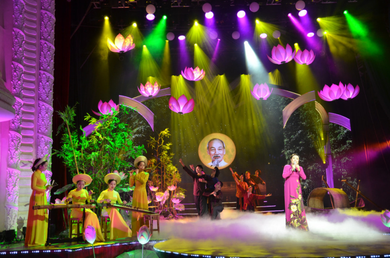 Ca sĩ, nghệ sĩ quốc tế tham gia chương trình nghệ thuật mừng sinh nhật Bác