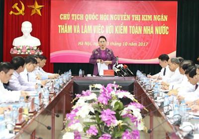 Các địa phương tuyển dụng thừa hơn 2.100 biên chế