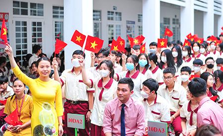 Các trường ngoài công lập tăng học phí