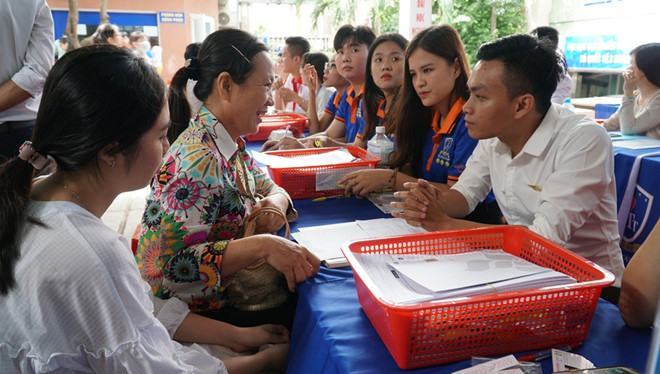 Các trường đại học lùi kỳ thi riêng sang tháng 8 vì dịch Covid-19