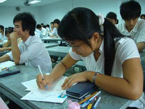 Cách làm bài thi trắc nghiệm ĐH, CĐ