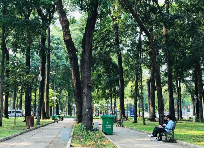 Lượng hóa chất độc hại thải ra từ xe cộ và các hoạt động công nghiệp giảm mạnh trên toàn cầu đã gúp chất lượng không khí cải thiện rõ rệt /// Ảnh: H.Mai