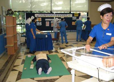 “Cấm giáo viên dạy thêm, cho bác sỹ làm thêm là không công bằng”