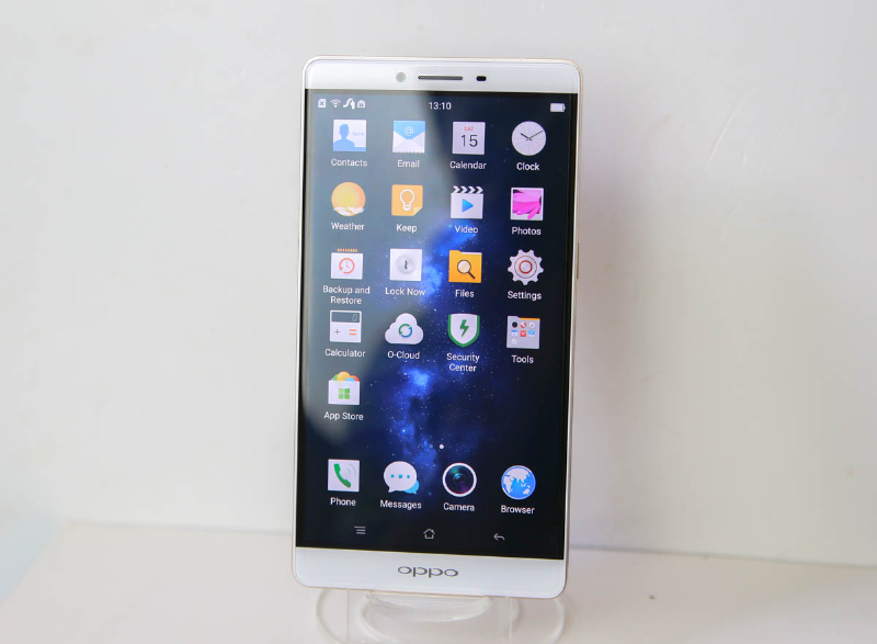 Cận cảnh phablet Oppo R7 Plus tại Việt Nam