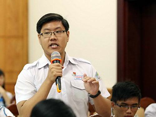 Cần đưa vào môn sử những sự kiện có trong thực tế