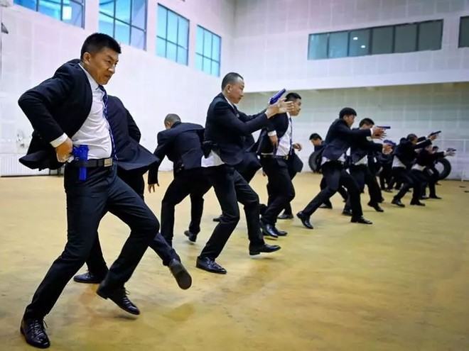 Cận vệ Trung Quốc thời kỹ thuật số