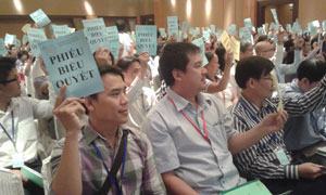 Căng thẳng trong Đại hội toàn trường ĐH Hoa Sen