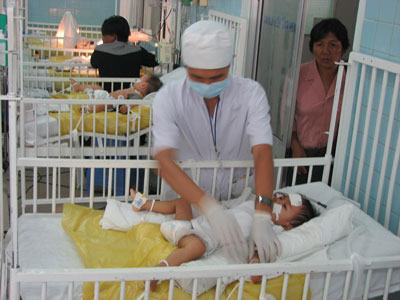 Cảnh báo từ việc trẻ chết vì… xô nước