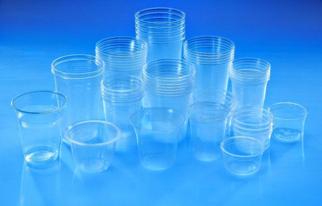 Canh giac voi hop xop, do nhua dung mot lan co the pha huy gan, gay ung thu