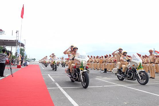 Gần 800 cảnh sát giao thông phục vụ APEC 2017