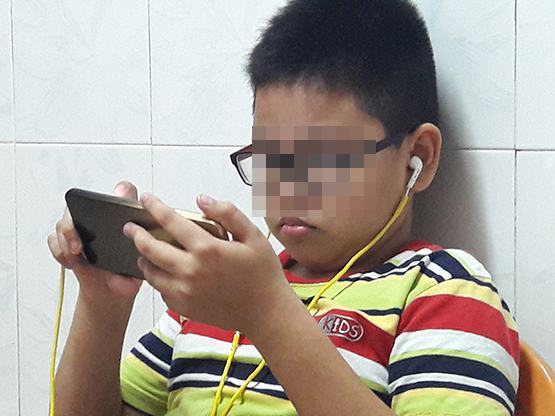 Cận thị vì chơi game “tăng cường”