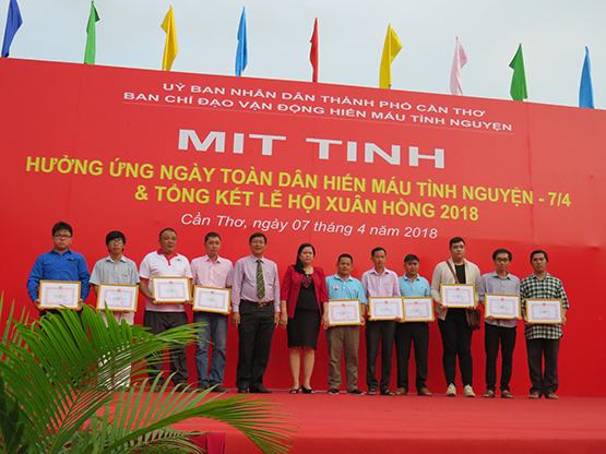 Cần Thơ: Tiếp nhận 8.518 đơn vị máu tại Lễ hội Xuân hồng 2018