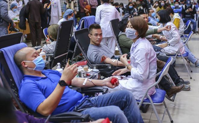 Hiến máu giữa mùa dịch Ảnh: Gia Hân