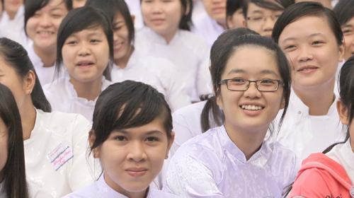 Cắt xén chương trình là có tội với học sinh!