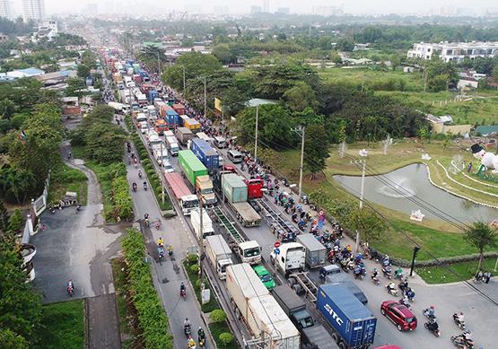 Vào cảng Cát Lái sẽ không còn ùn tắc