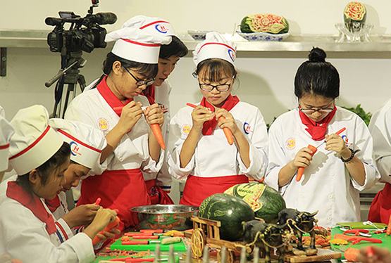 Hội thi Đầu bếp trẻ cấp thành phố lần 3 năm 2017