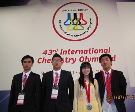 Cậu bạn lớp 11 “rinh” HCB Olympic Hóa học quốc tế