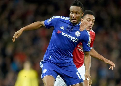 Cầu thủ Chelsea dễ thở hơn khi vắng Mourinho