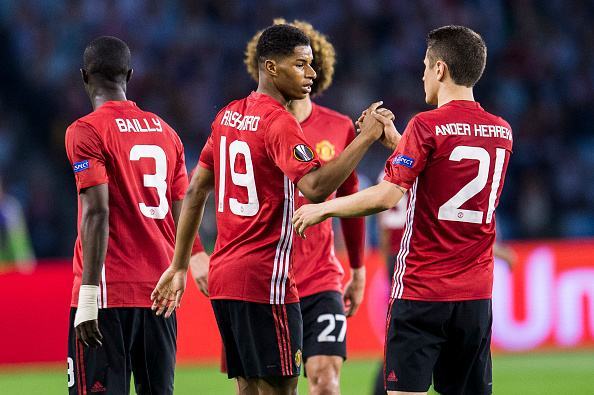 “Cầu thủ Man Utd thích đá với Rashford hơn Ibra”