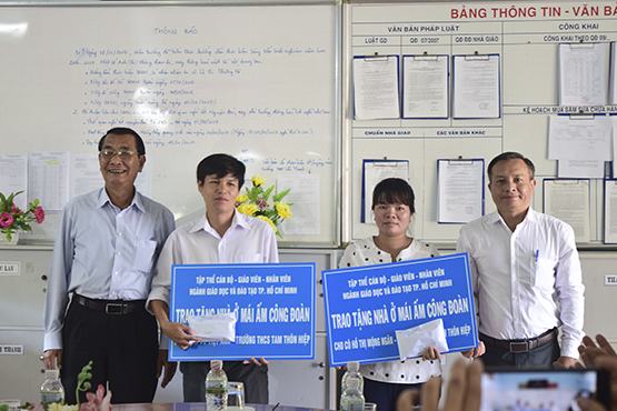 Chăm lo Tết cho nhà giáo thấp nhất 500.000 đồng