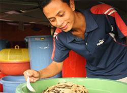 Chàng sinh viên… dế