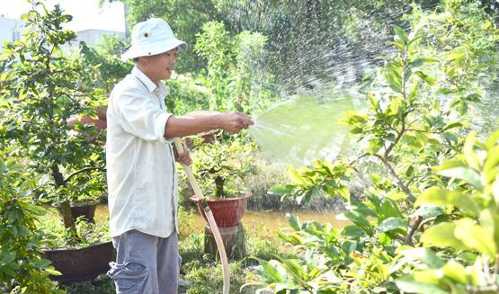 Người dân vẫn dùng nước ngầm ô nhiễm để ăn uống