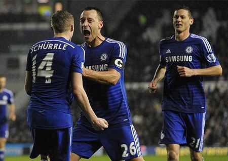 Chelsea có mặt ở bán kết League Cup