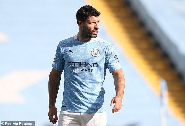 Chelsea dẫn đầu cuộc đua giành Aguero