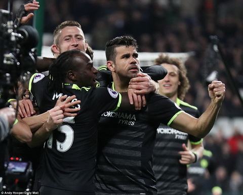 Chelsea trở thành đội thắng derby London nhiều nhất trong lịch sử Premier League