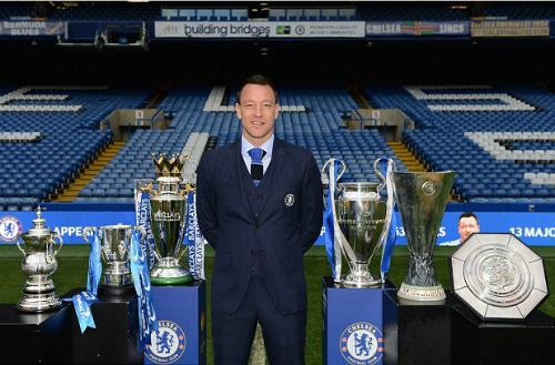 Chelsea vẫn trả lương cao, giữ chân Terry