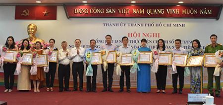 Thực hiện Chỉ thị số 17: Nói phải đi đôi với làm